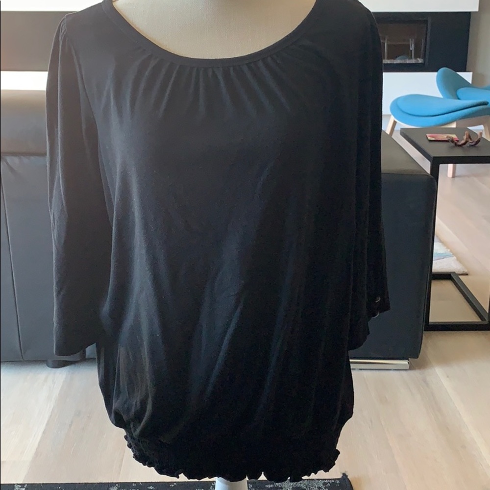 AB Studios black tops size large